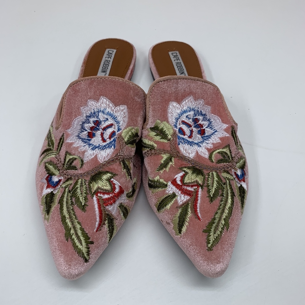 Cape Robbin Pink Velvet Floral Pointy Toes Mules